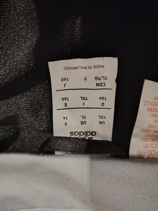 Chaqueta Adidas Real Madrid Negra y Gris