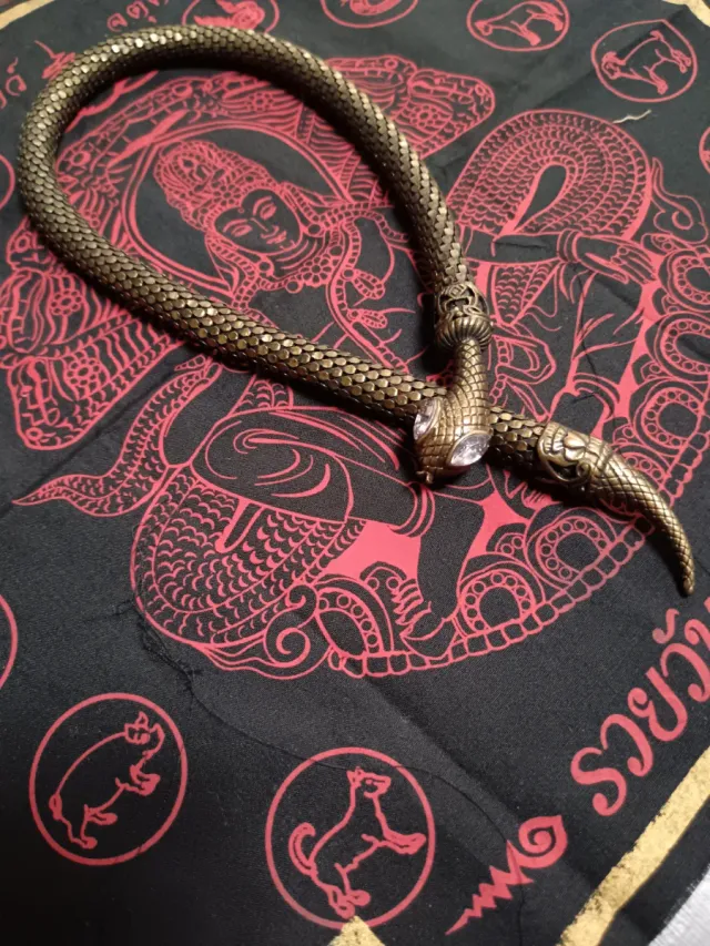 Collana etnica serpente dorata con pietre 54cm