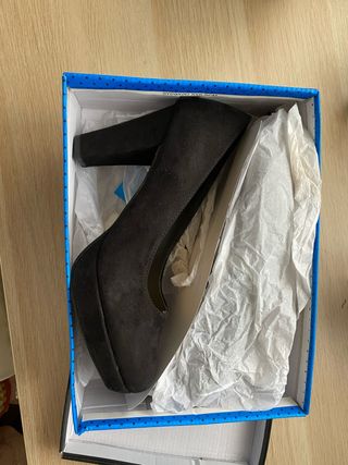 Tacones negros salón sin usar