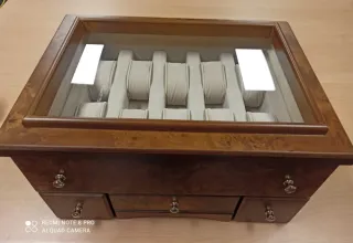 Mueble Expositor para Relojes