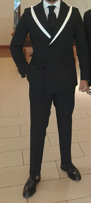 Se vende traje de 3 piezas