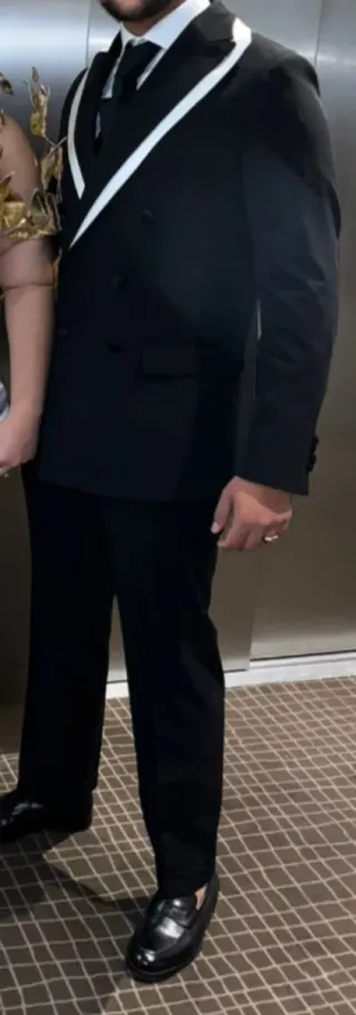 Se vende traje de 3 piezas