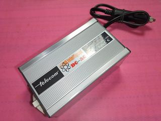 Inversor de corriente 12V DC / 220V AC 200W USB