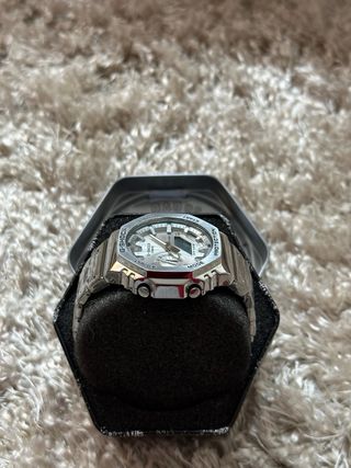 G-SHOCK Casio GA-B2100 (edición metálica)