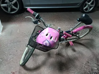 Bicicleta infantil rosa y azul