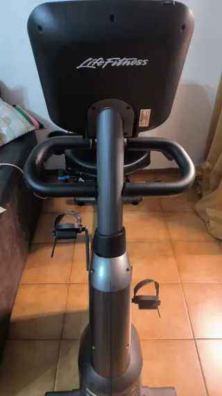 Bicicleta Estática Life Fitness RS3