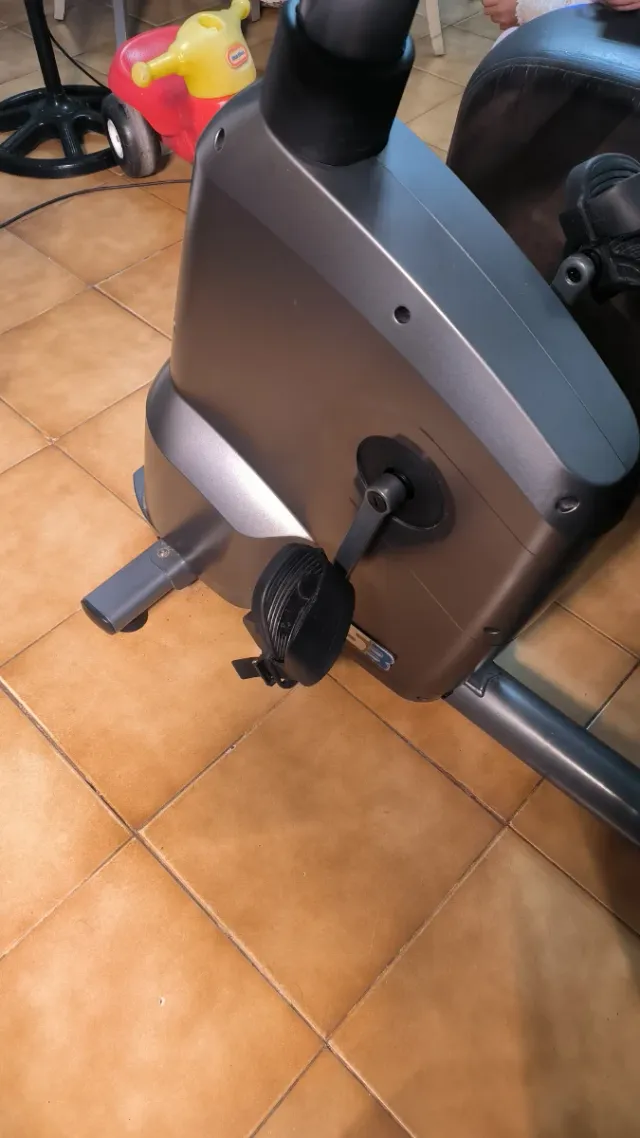 Bicicleta Estática Life Fitness RS3