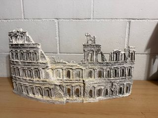 Figura Coliseo Acuario Decoración