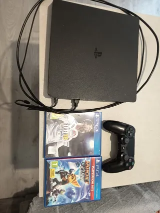 PS4 Slim Negra + 2 Juegos y Mando