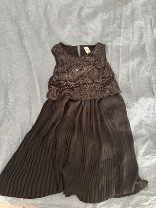 Vestido de niña con lentejuelas