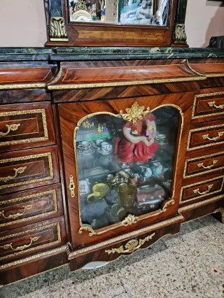 APARADOR EGIPCIO CON ESPEJO