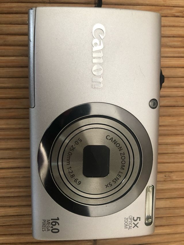 Cámara Canon A2300 16.0 Megapíxeles Zoom Óptico 5x