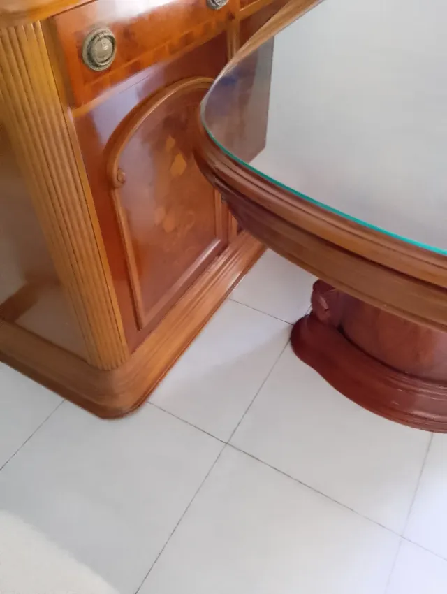 Mesa de salón madera y cristal