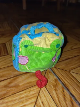 Cubos de tela de animales encajables para bebés