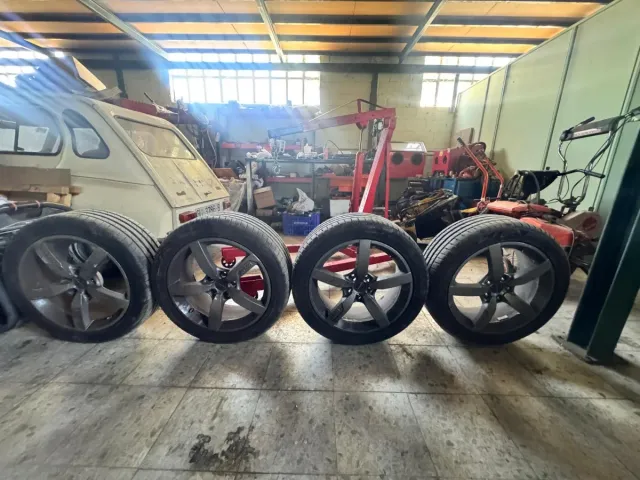 Llantas 18 pulgadas para AUDI con cubiertas