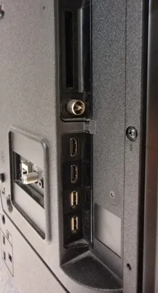 DAEWOO 50" SMART TV , Android