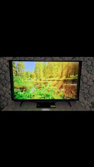 DAEWOO 50" SMART TV , Android