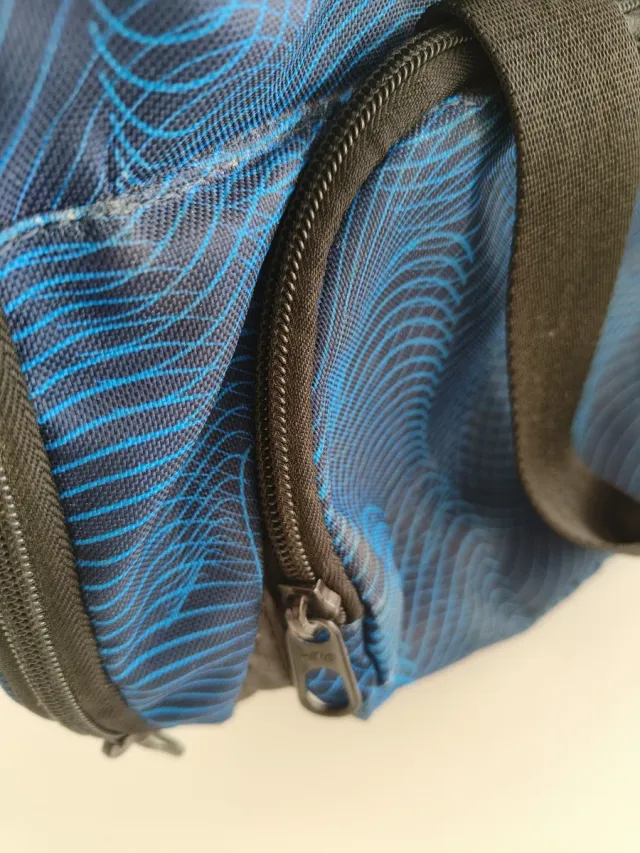 Macuto Nike Azul y Negro