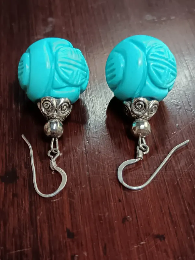 Orecchini in argento con pietre di Turchese