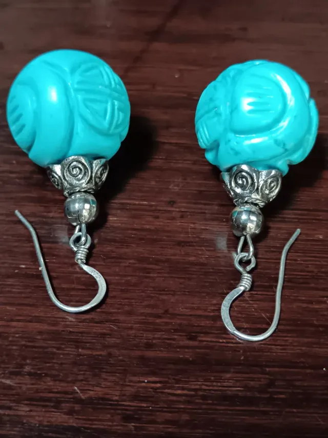 Orecchini in argento con pietre di Turchese