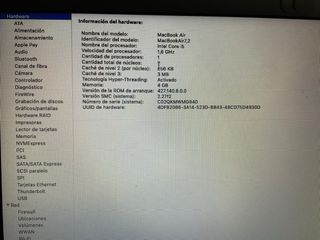 MacBook Air 13 MJVE2Y/A Plata con funda exterior