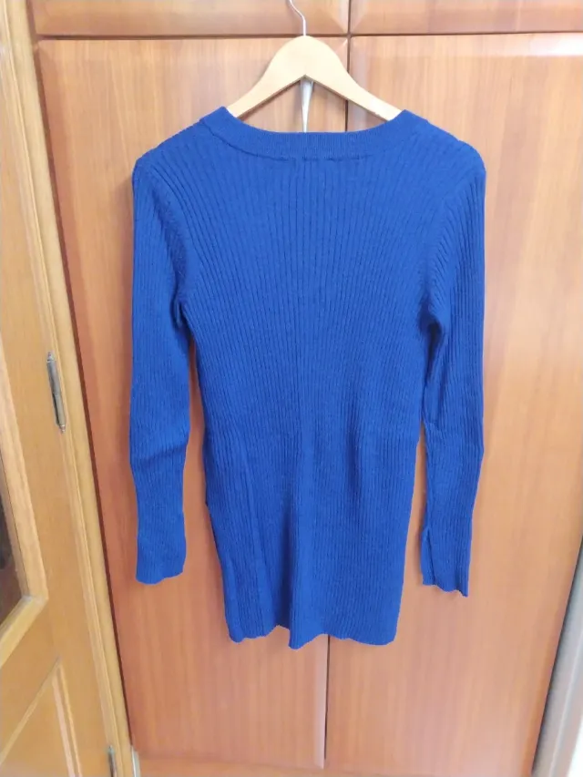 Jersey H&M azul cuello pico
