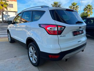 Ford Kuga 1.5 TDCI. Titanium