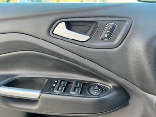 Ford Kuga 1.5 TDCI. Titanium