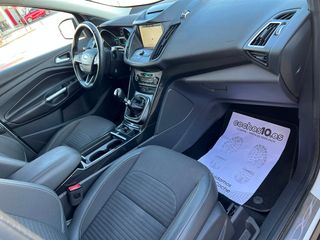 Ford Kuga 1.5 TDCI. Titanium