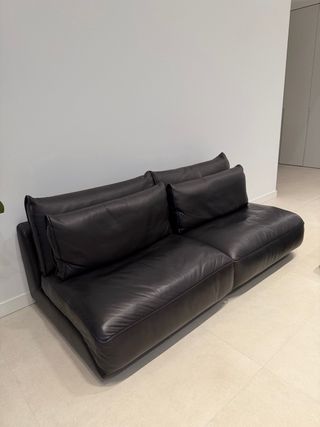 Sofás Natuzzi de cuero marrón (2 unidades)