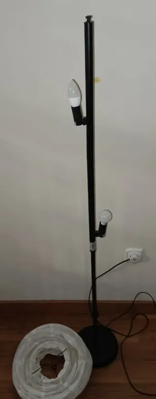 Lámpara de pie papel Ikea