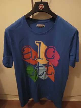 Camiseta Alcott Azul Estampada