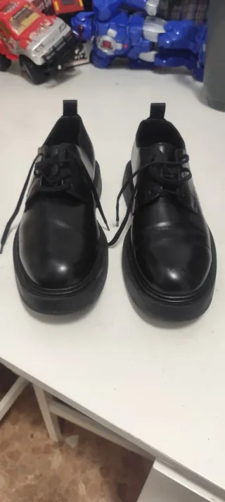 Zapatos negros de vestir