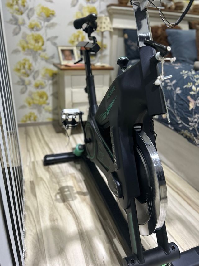 Bicicleta estática Cecotec Dynamic Bike