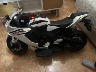 Moto Eléctrica Honda CBR 1000RR Niños 12V