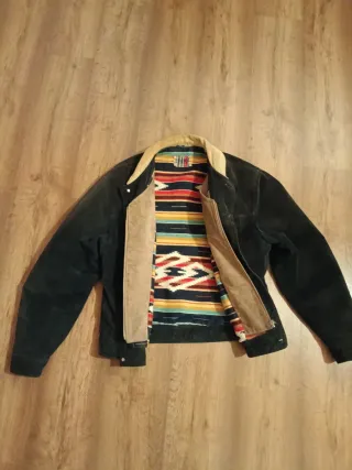 Cazadora Chipie Ante Azul oscuro.