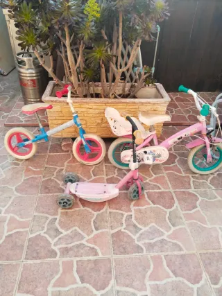 Bicicleta y patinete infantil