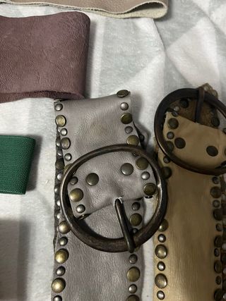 Lote de cinturones de moda