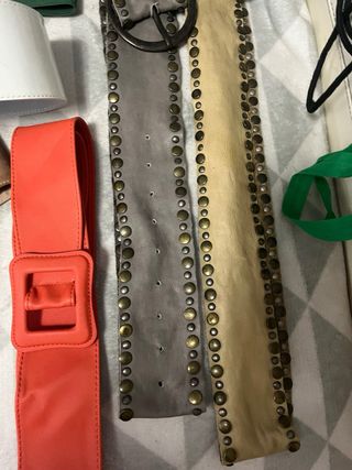Lote de cinturones de moda