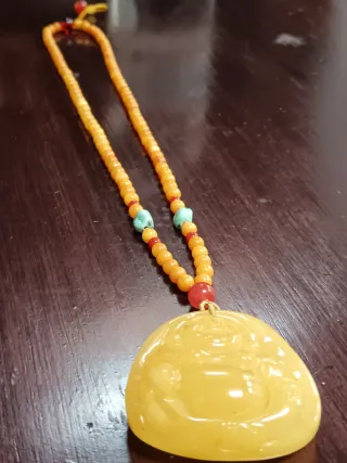 Collana in stile asiatico con pendente di Buddah