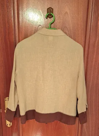 Camisa lino beige y marrón