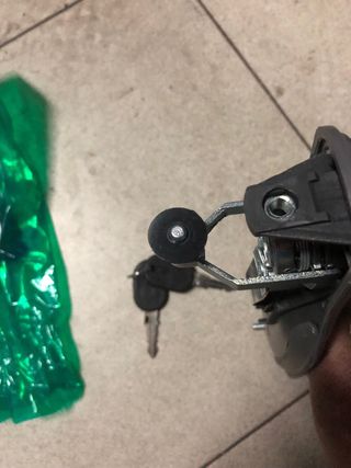 Maneta puerta delantera derecha IVECO DAILY II