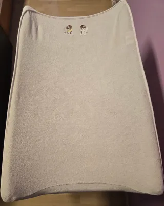 Colchoneta cambiador bebé Mickey + regalo funda