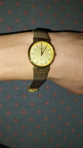 Reloj Citizen Quartz Dorado Hombre o mujer