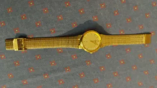 Reloj Citizen Quartz Dorado Hombre o mujer