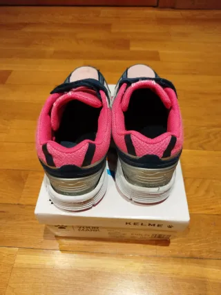 Zapatillas deportivas Kelme niña talla 36