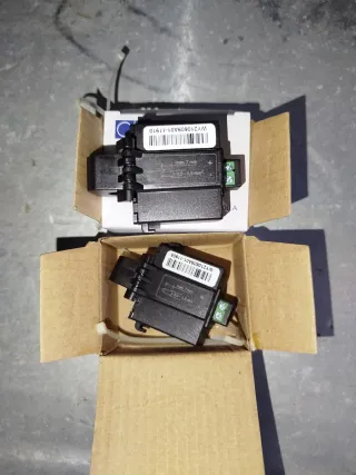 Lote de 2 transformadores de intensidad Orbis