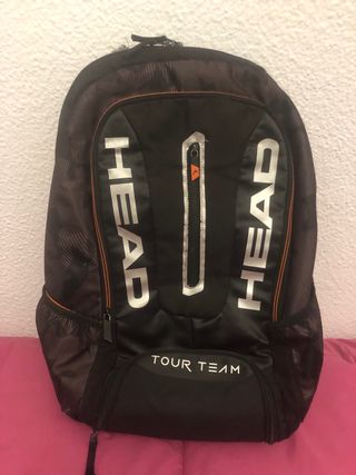 Mochila Head negra y multicolor .