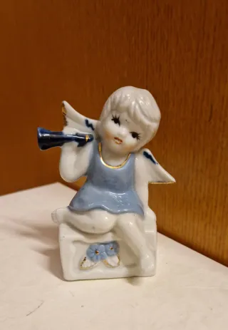 Statuetta angelo con tromba