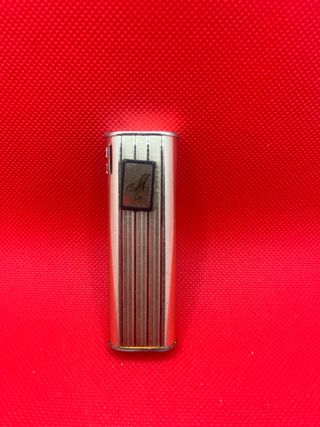 Mechero dorado vintage letra M